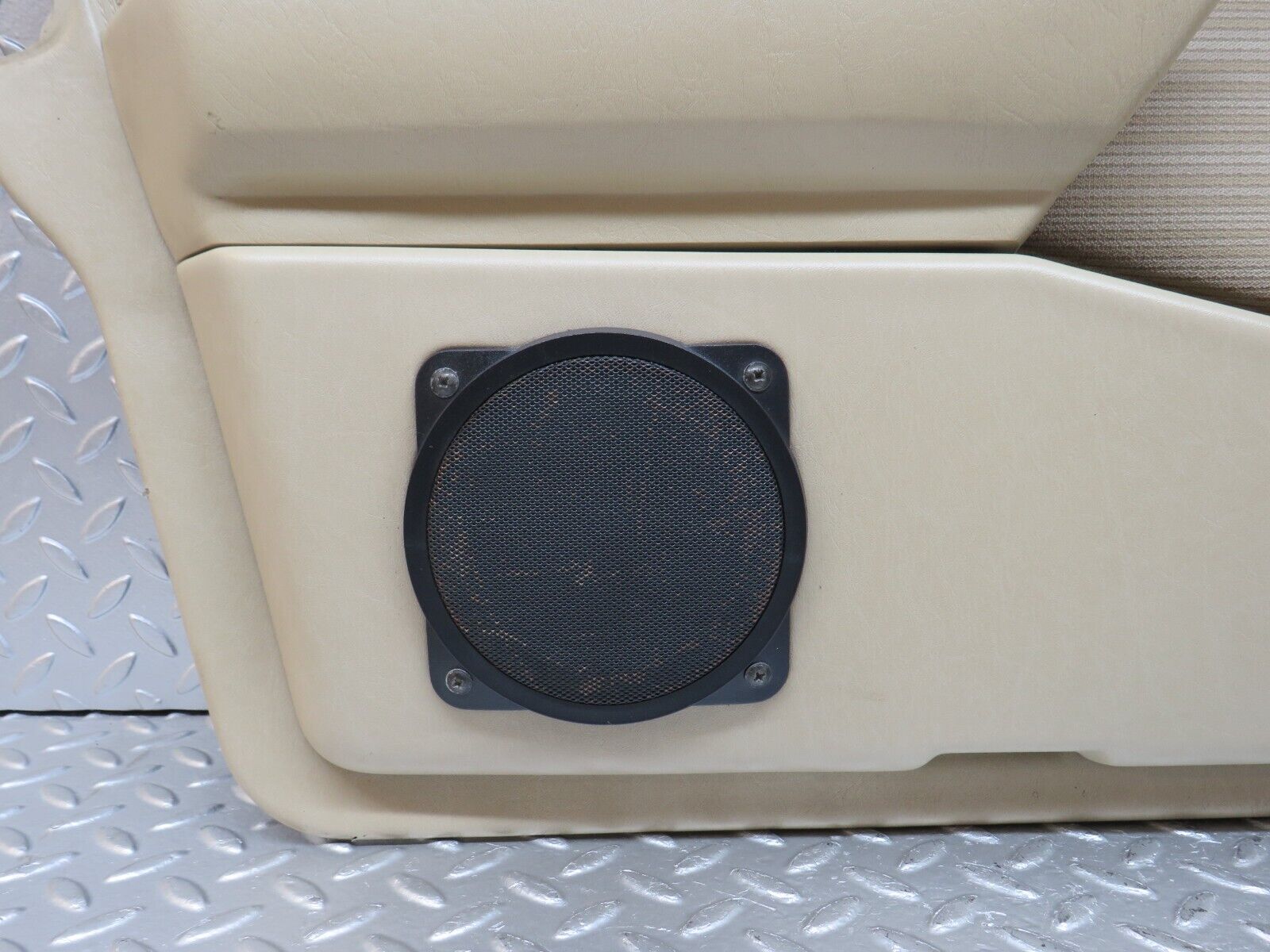 33923 Mercedes-Benz W124 260E Front Left Door Card