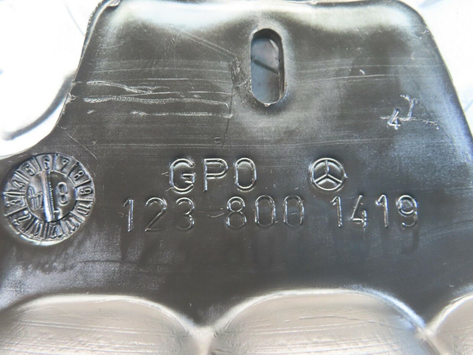 11392 Mercedes-Benz C123 230CE Coupe Vacuum Reservoir Tank 1238001419