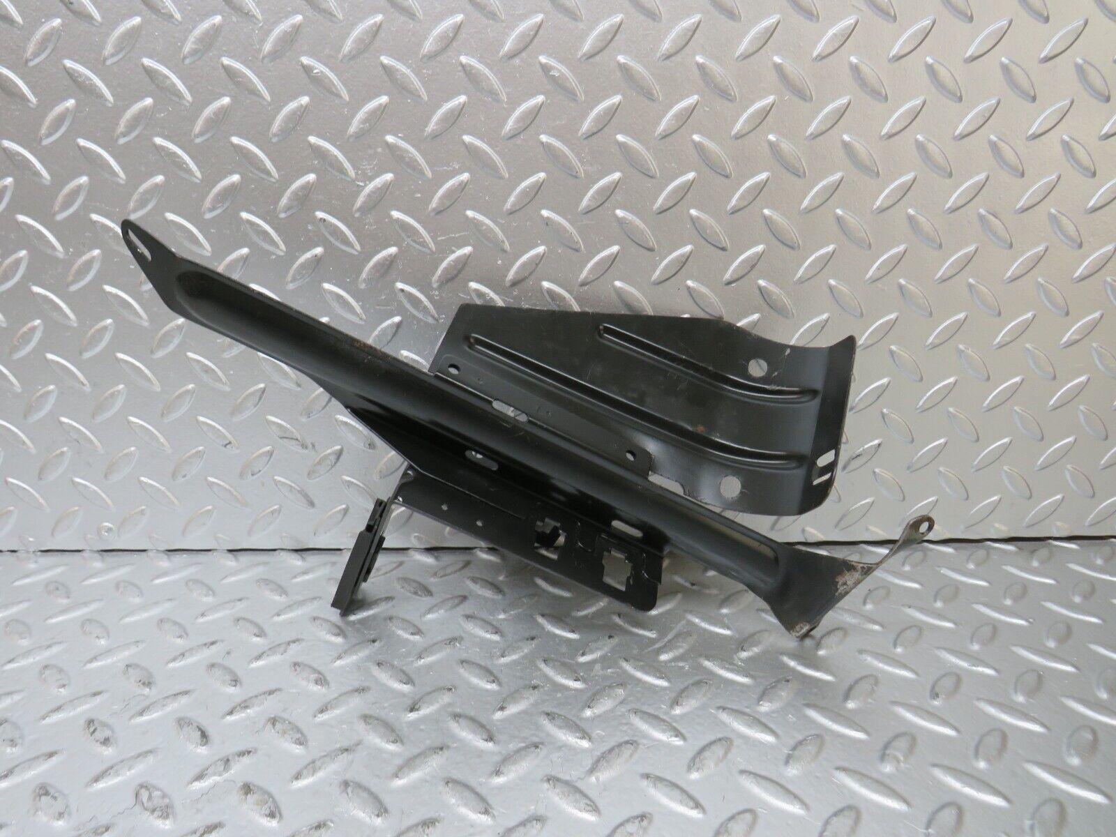 26281 Mercedes-Benz W116 450SE Relay Bracket