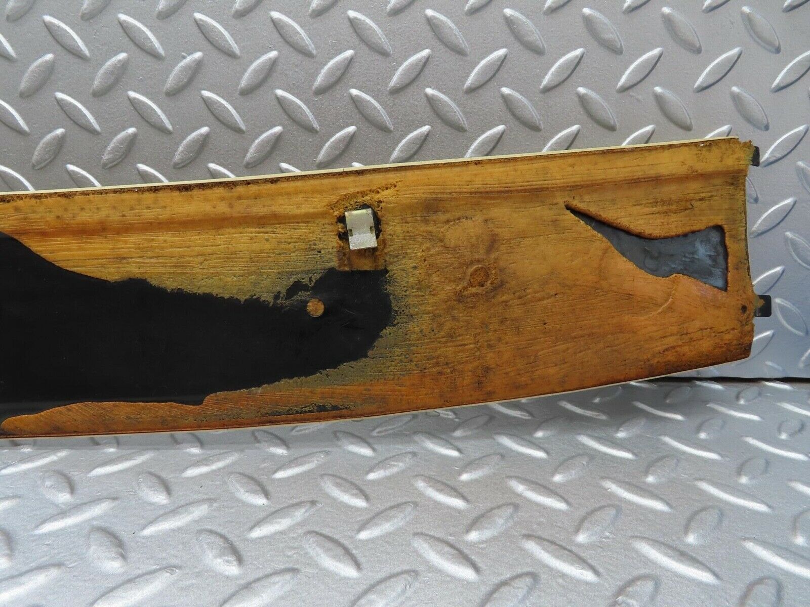 13939 Mercedes-Benz C107 280SLC Rear Headlining Roof Panel Cream