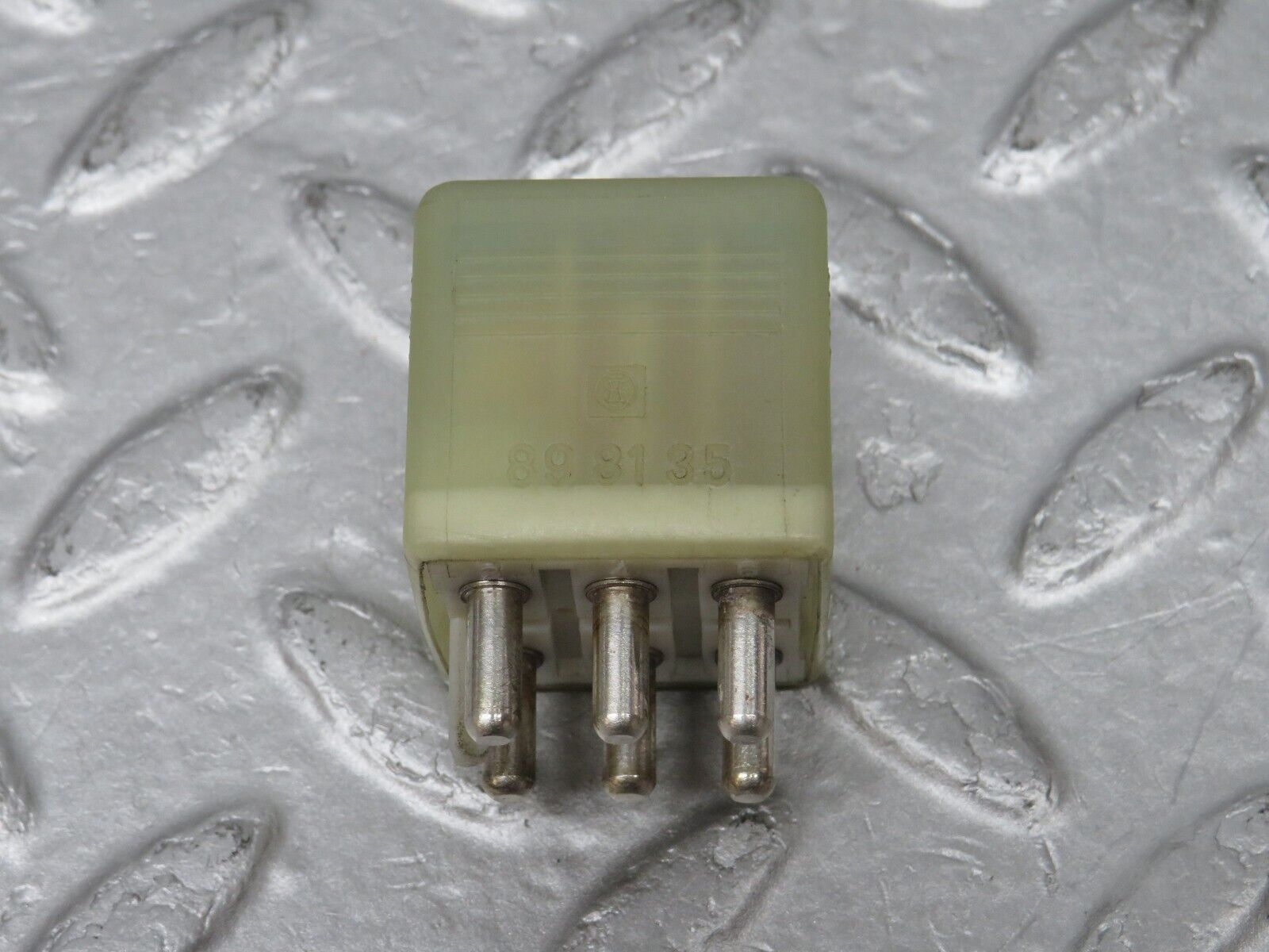 36086 Mercedes-Benz W126 420SE Door Window Control Relay 0015427819