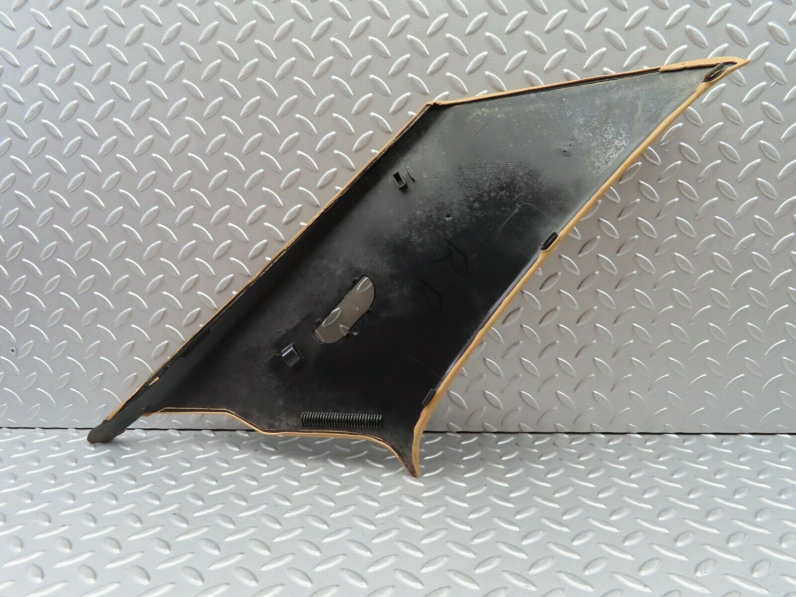 5828 Mercedes-Benz W123 200 C Pillar Cover Panel Right Palomino 1236900425