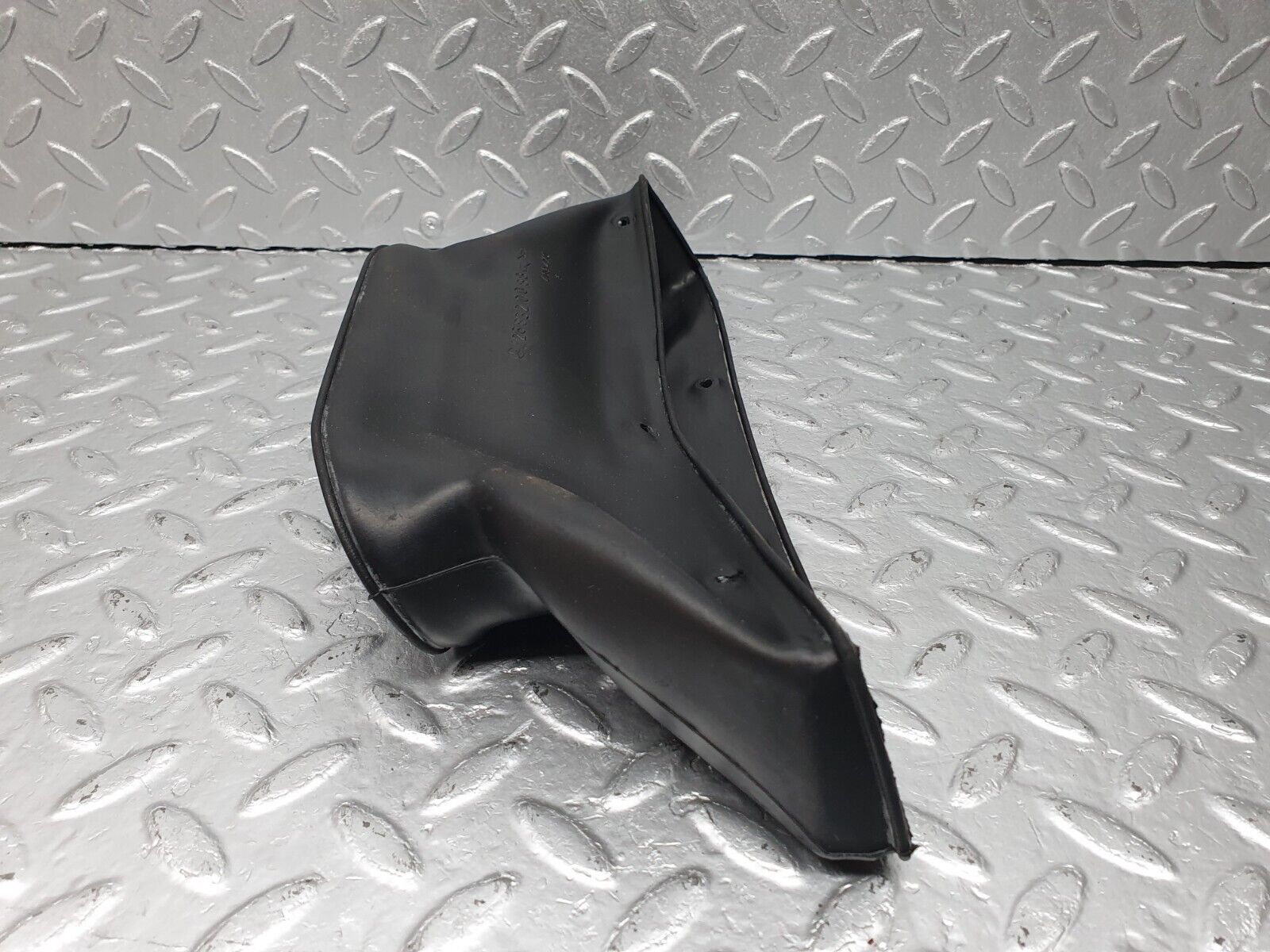 40959 Mercedes-Benz W126 300SE Heating Duct Rubber 1268320088