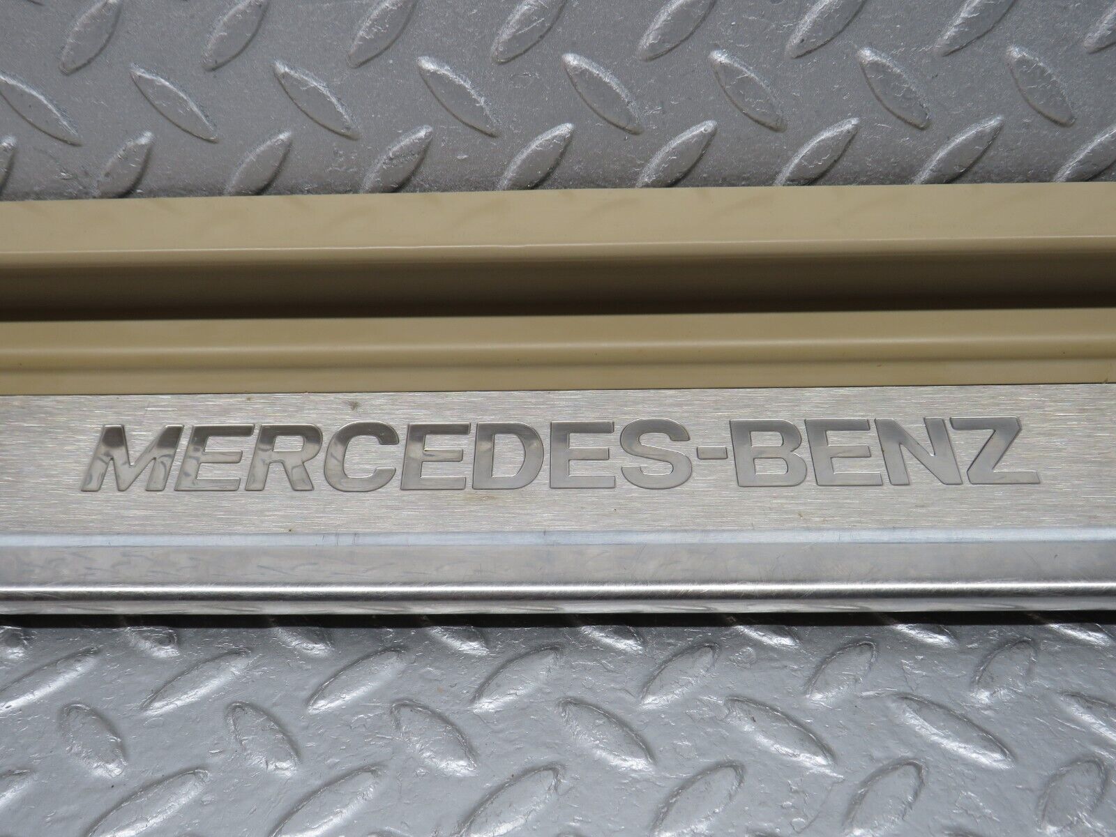 38236 Mercedes-Benz R129 280SL Coupe Right Door Sill Beige 1296800435