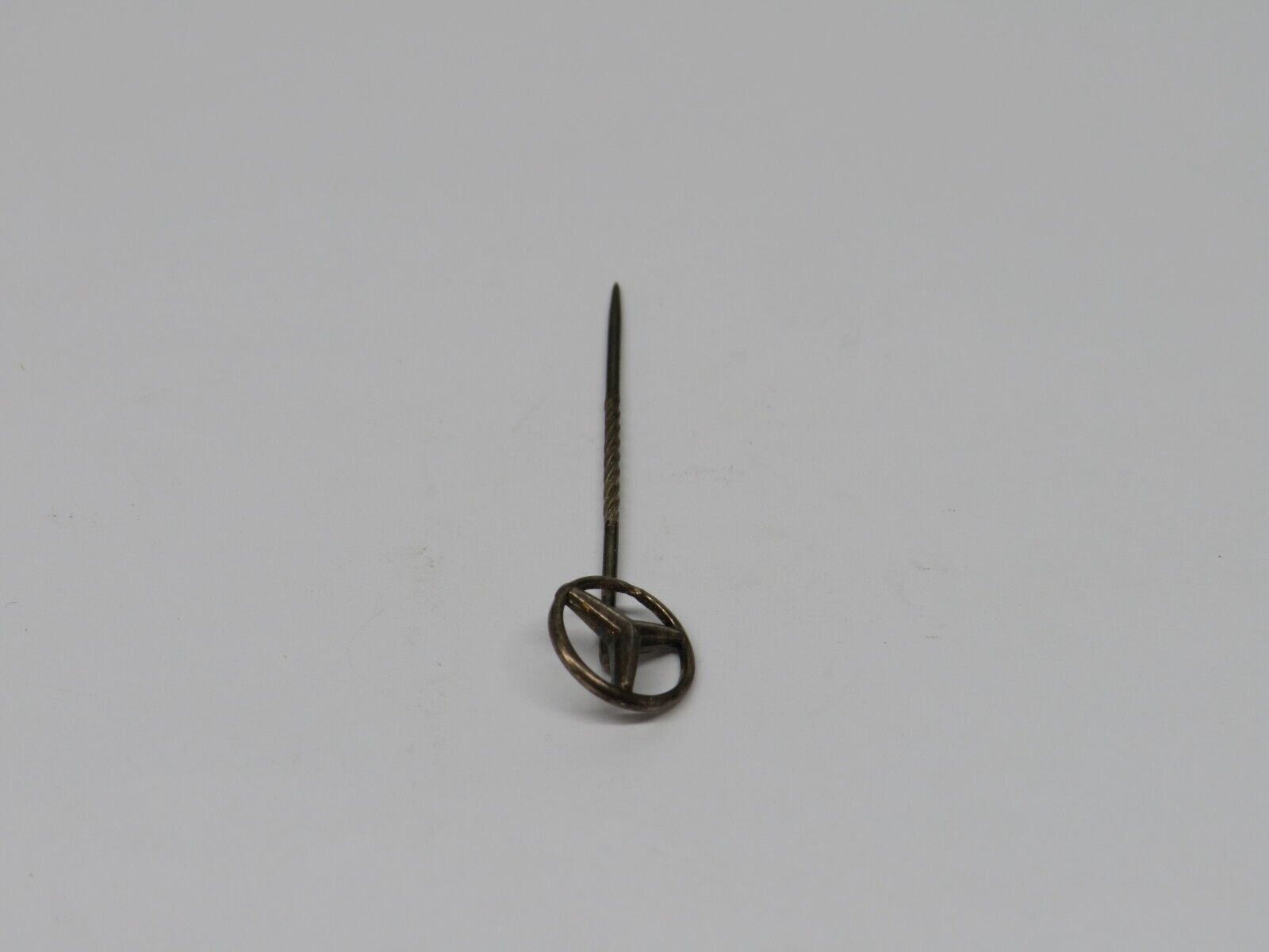 37501 Mercedes-Benz Vintage Lapel Pin Badge