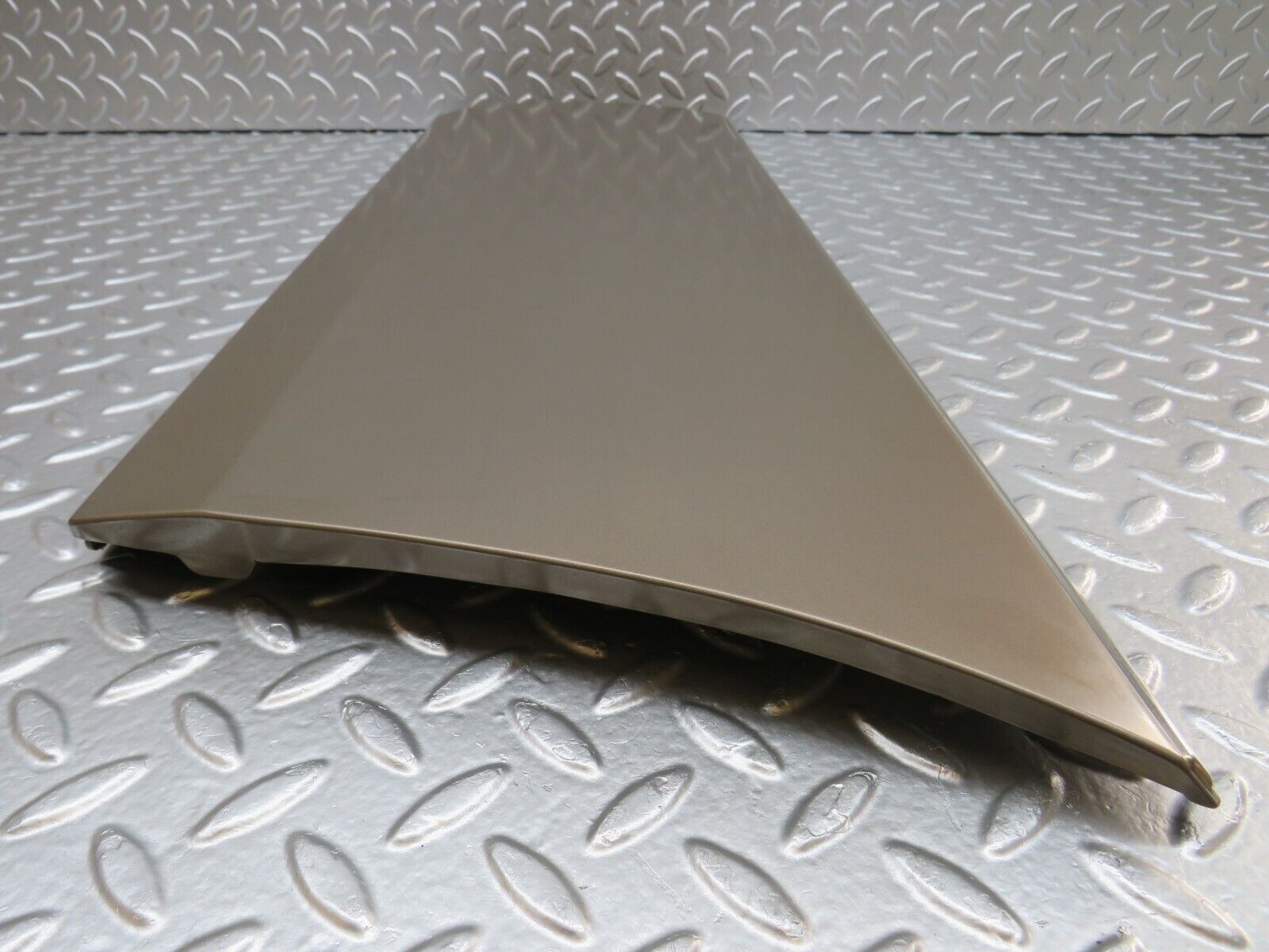 29252 Mercedes-Benz W124 230E Rear Left Door Lower Moulding 1246901740