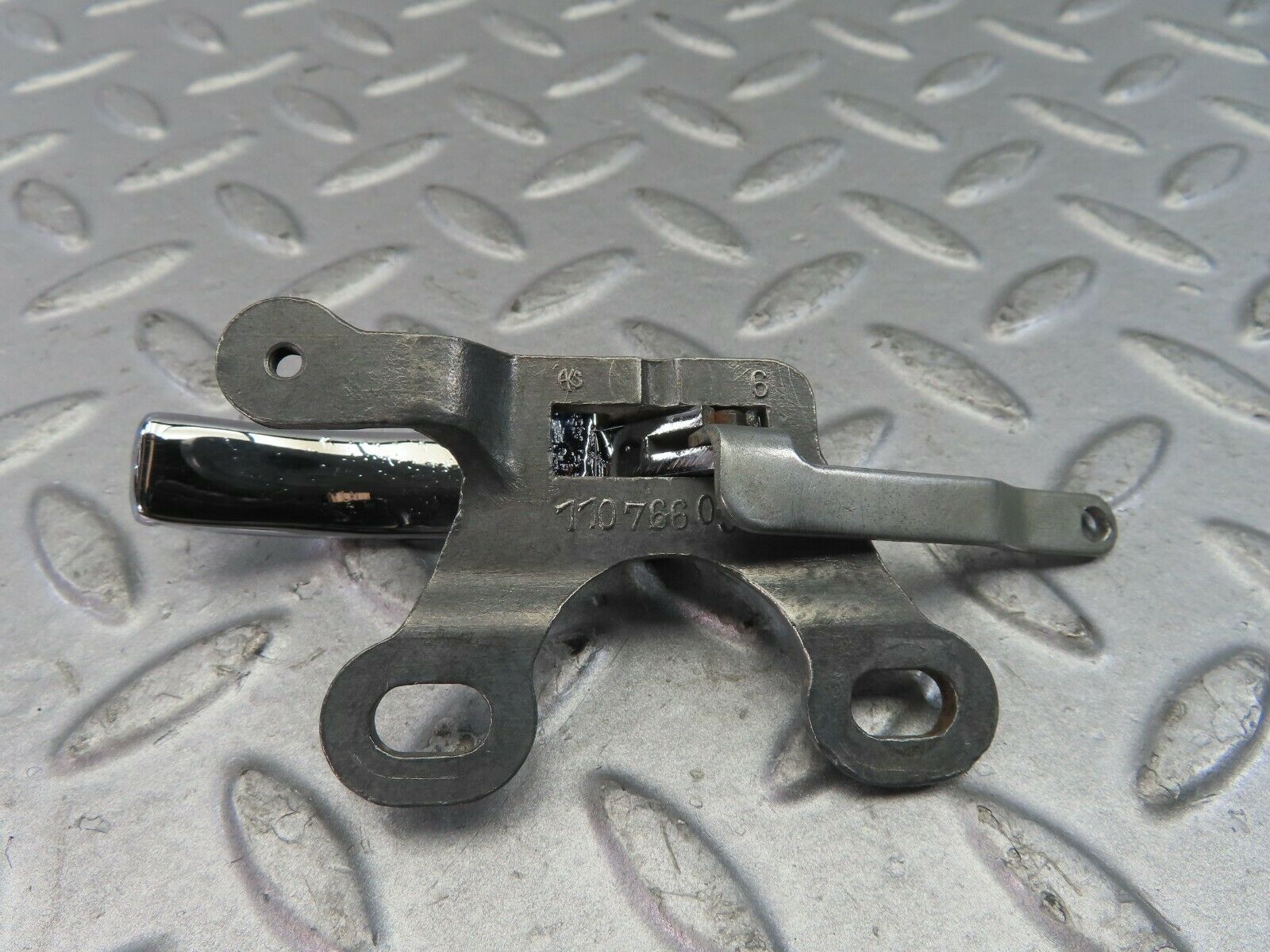 9215 Mercedes-Benz W114 Left Interior Door Handle Chrome 1107660309