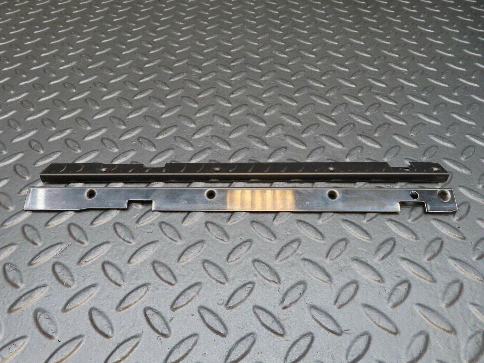 14780 Mercedes-Benz W201 190E Sunroof Sliding Guide Rail