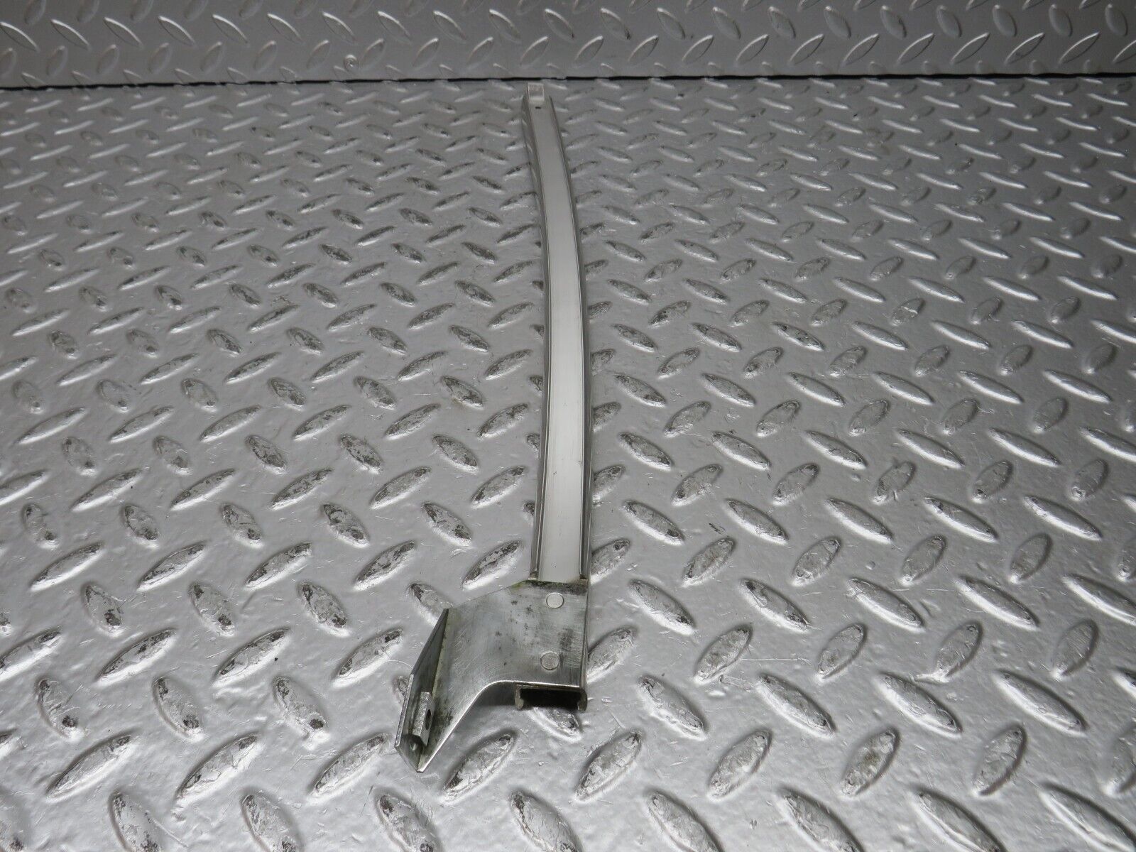 32085 Mercedes-Benz W123 230E Rear Right Chrome Window Channel