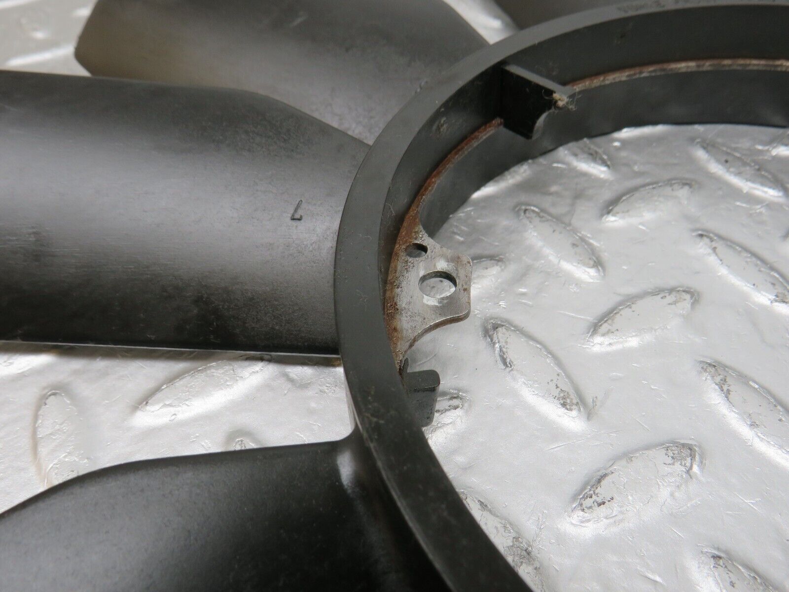 33424 Mercedes-Benz W202 C180 Engine Cooling Fan 1112000023