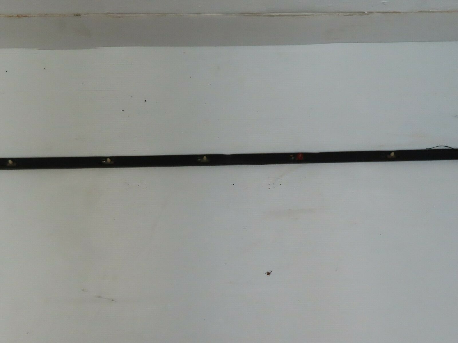 4827 Mercedes-Benz W114 280CE Coupe Centre Fender Wing Chrome Trim Rear Right