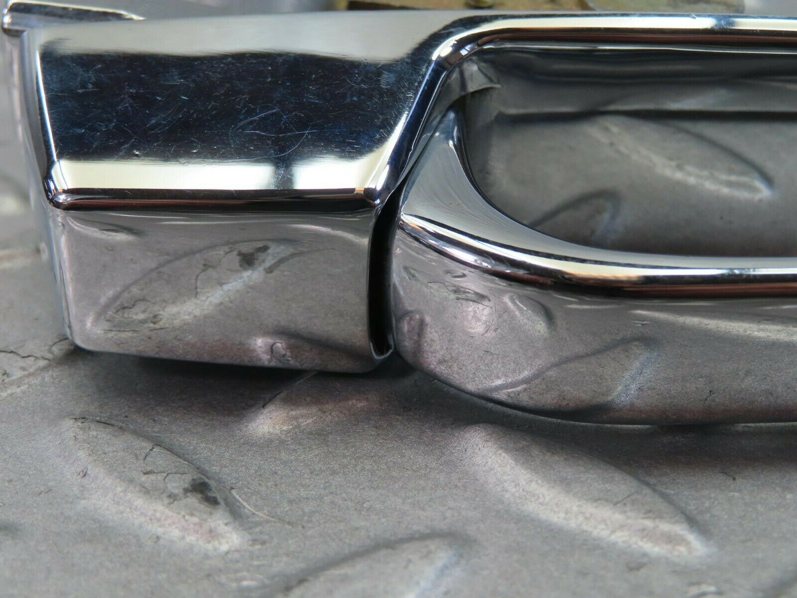 8748 Mercedes-Benz W116 Chrome Door Handle Rear Right 1167600059