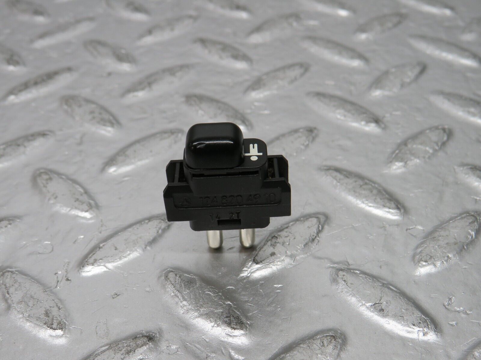 30513 Mercedes-Benz W124 230E Child Lock Control Switch 1248204910