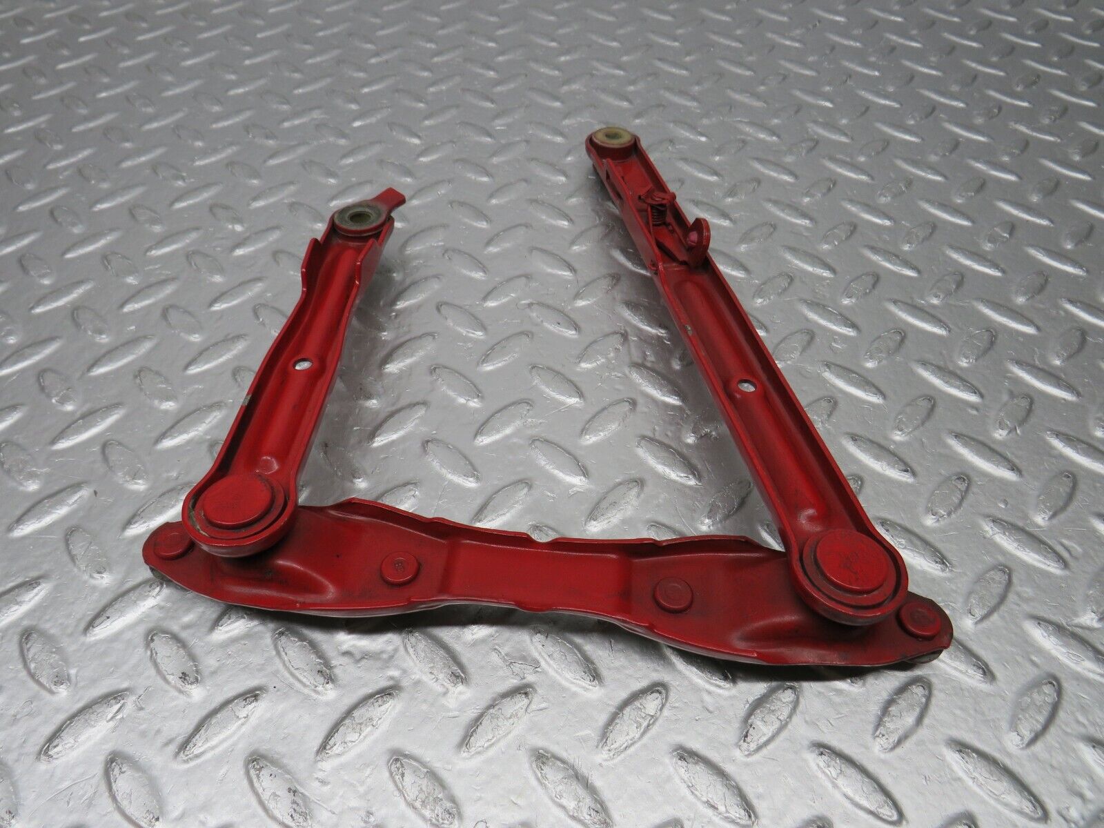 38769 Mercedes-Benz W201 190E 2.6L Bonnet Hinge Left Side