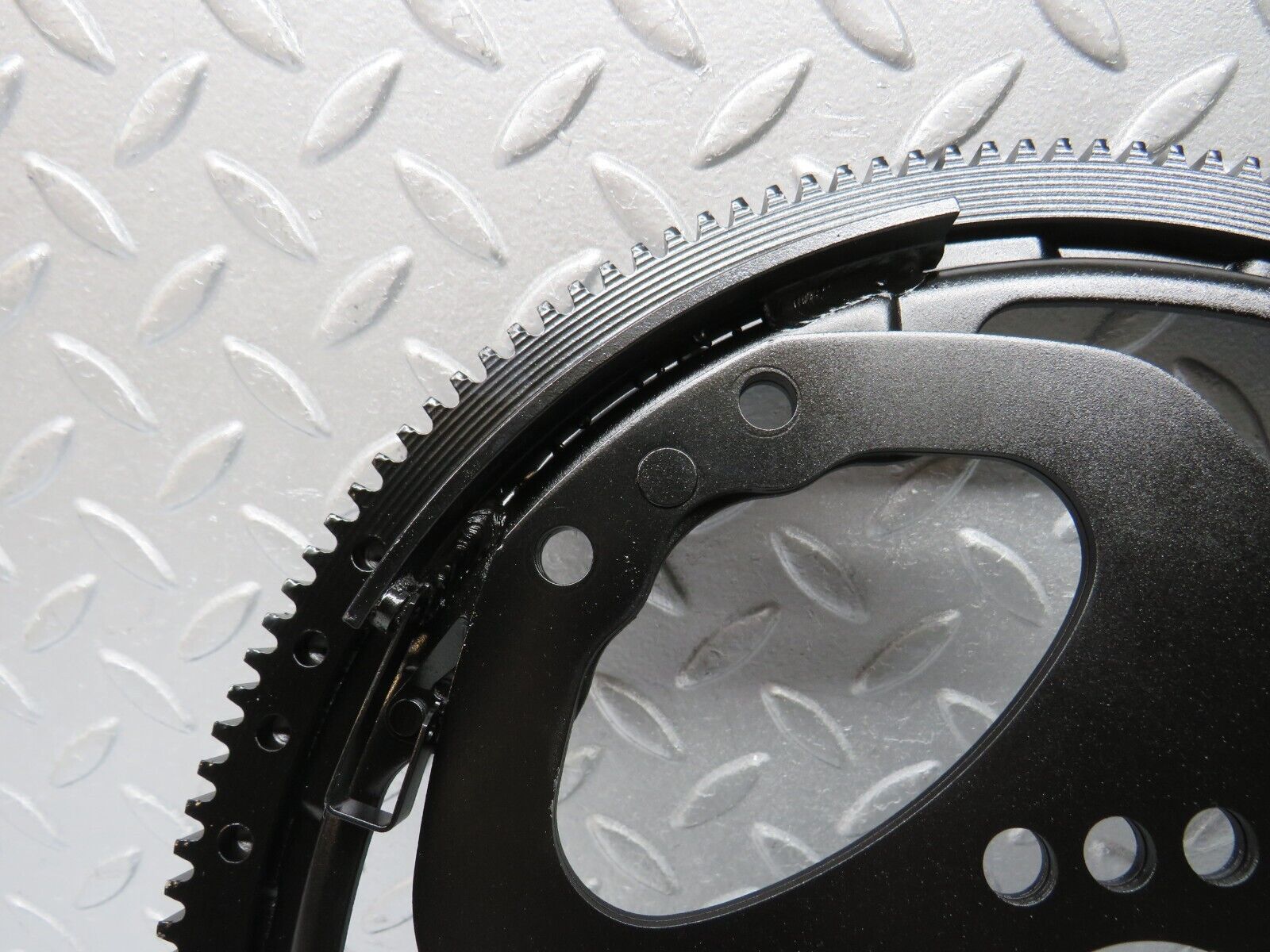 38550 Mercedes-Benz R129 280SL Coupe Flywheel Starter Ring 1040300112