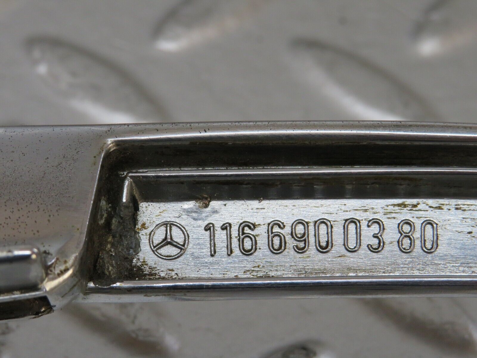 26164 Mercedes-Benz W116 450SE Trunk Chrome Moulding Trim Pair 1166900380