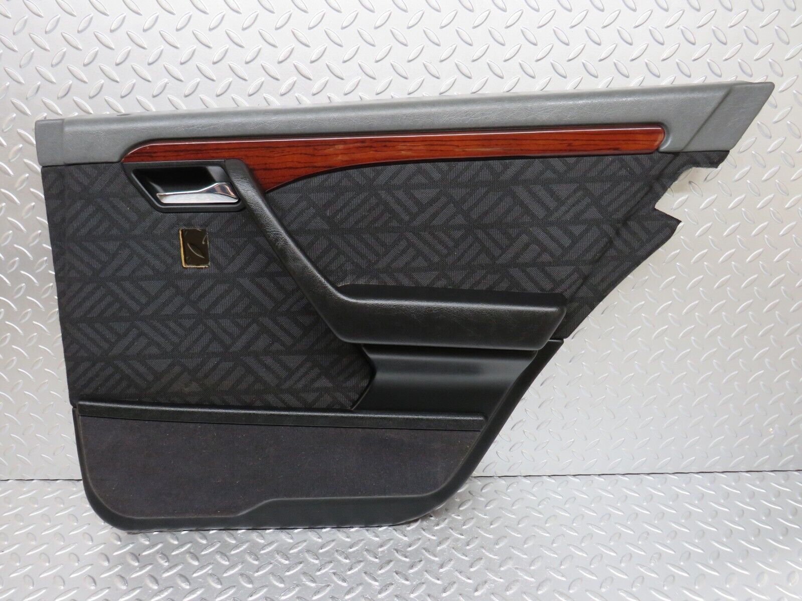 33357 Mercedes-Benz W202 C180 Rear Right Door Card 2027303870