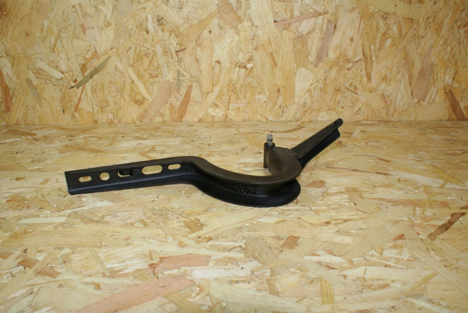 2237 Mercedes-Benz W123 280E Rear Trunk Lid Hinge Right Side 1237500287