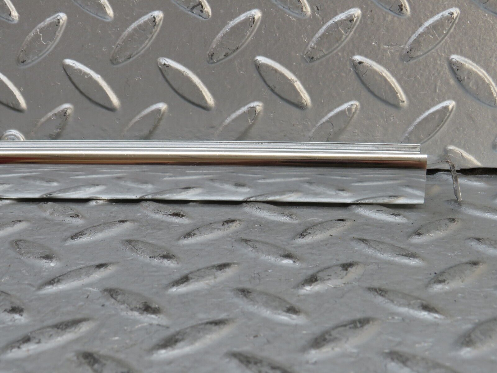 28278 Mercedes-Benz S123 240D Wagon Rear Left Chrome Window Channel