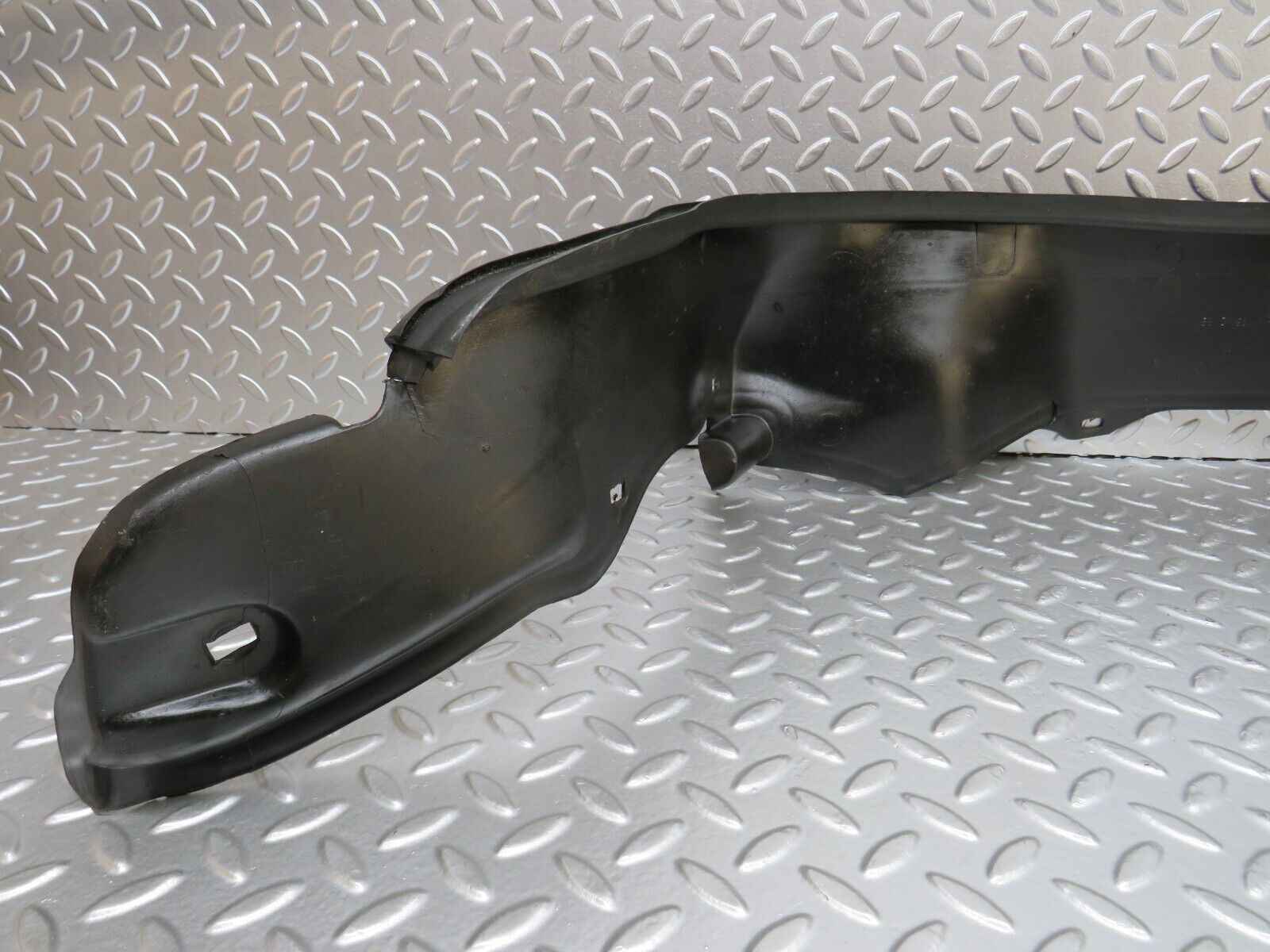 27351 Mercedes-Benz W123 280E Front Right Inner Fender Wing Splash Guard 1238841035