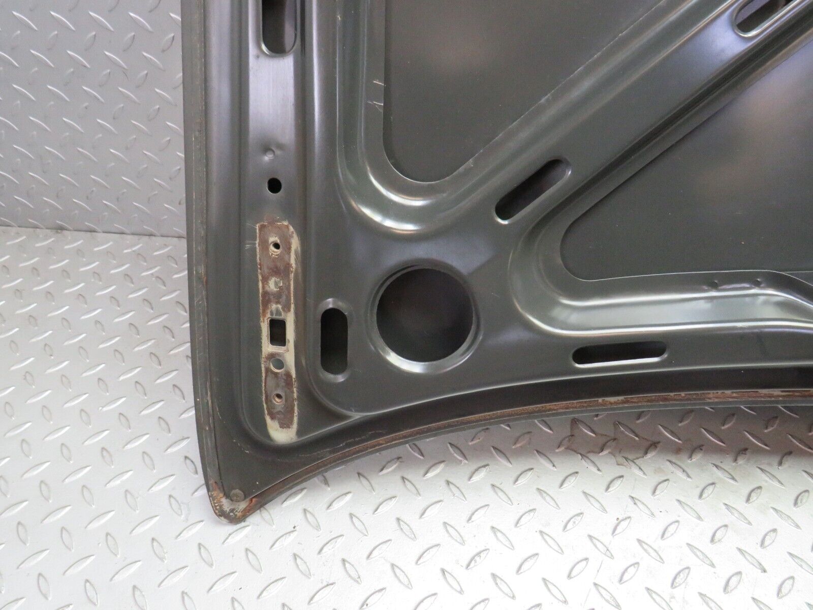 36224 Mercedes-Benz W126 420SE Boot Lid Trunk Door