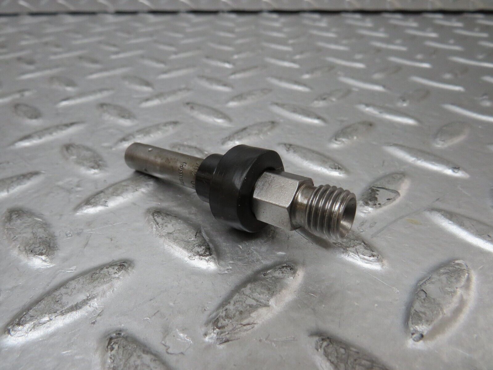 27425 Mercedes-Benz W123 280E Fuel Injector Bosch 0437502010