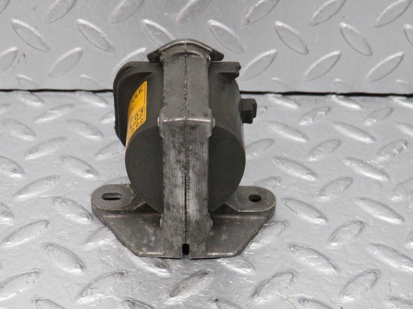 38852 Mercedes-Benz W201 190E 2.6L Ignition Coil 0001585403 2051.0170.002