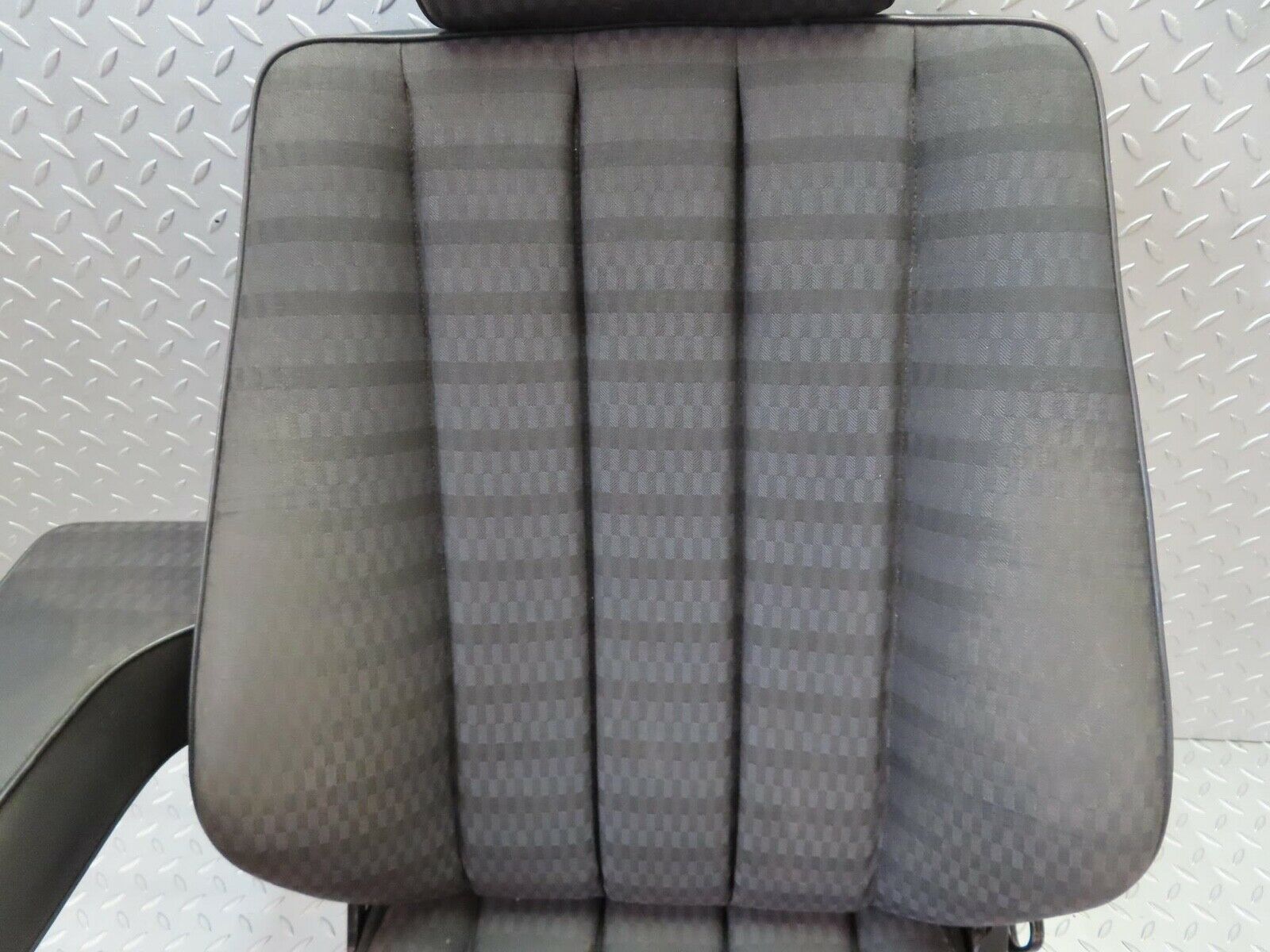 14794 Mercedes-Benz W201 190E Front Left Passenger Seat