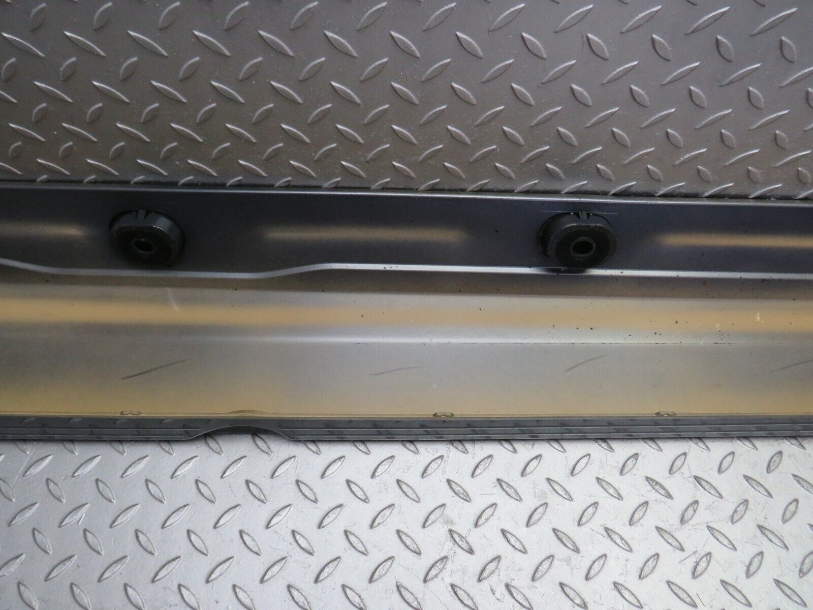 35284 Mercedes-Benz W221 Side Skirt Right Side 2216900240