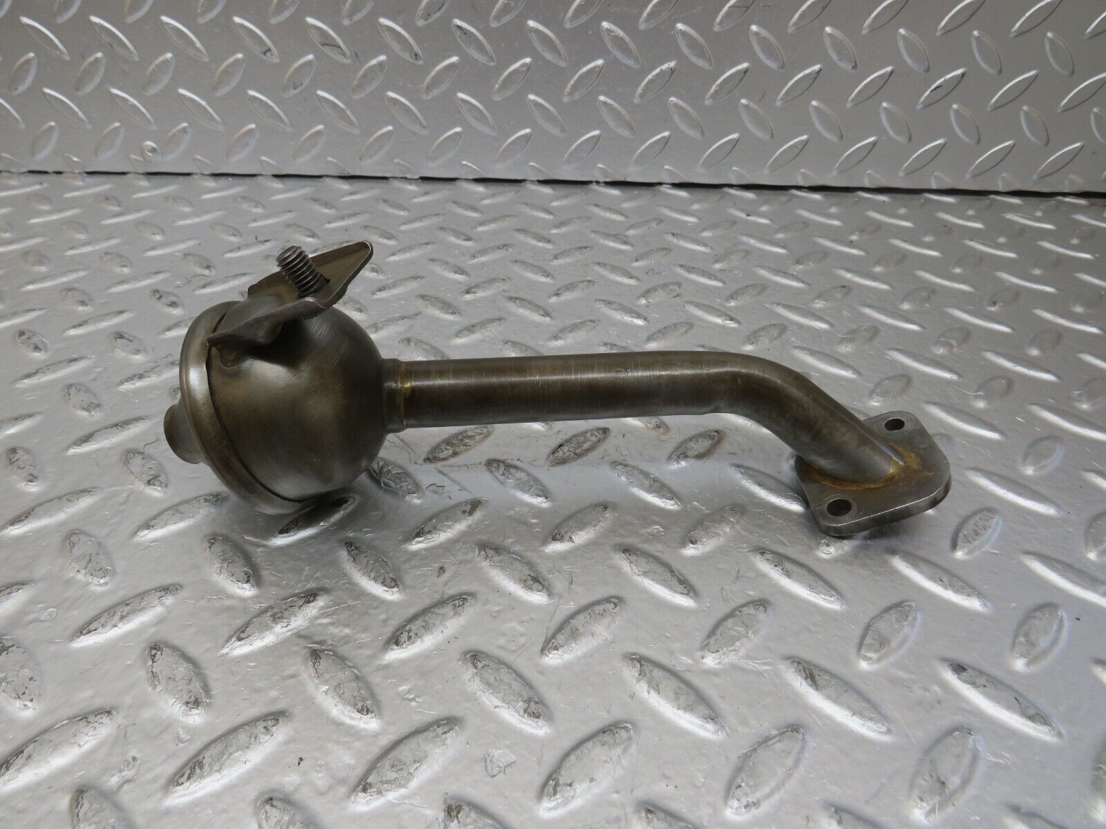 26087 Mercedes-Benz W123 200 Oil Pump Filter