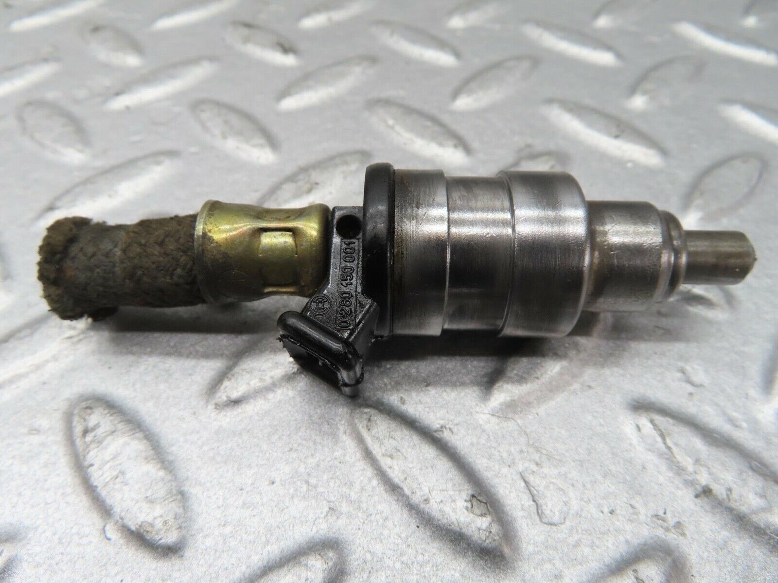 13336 Mercedes-Benz W116 350SE Fuel Injector Bosch 0280150001
