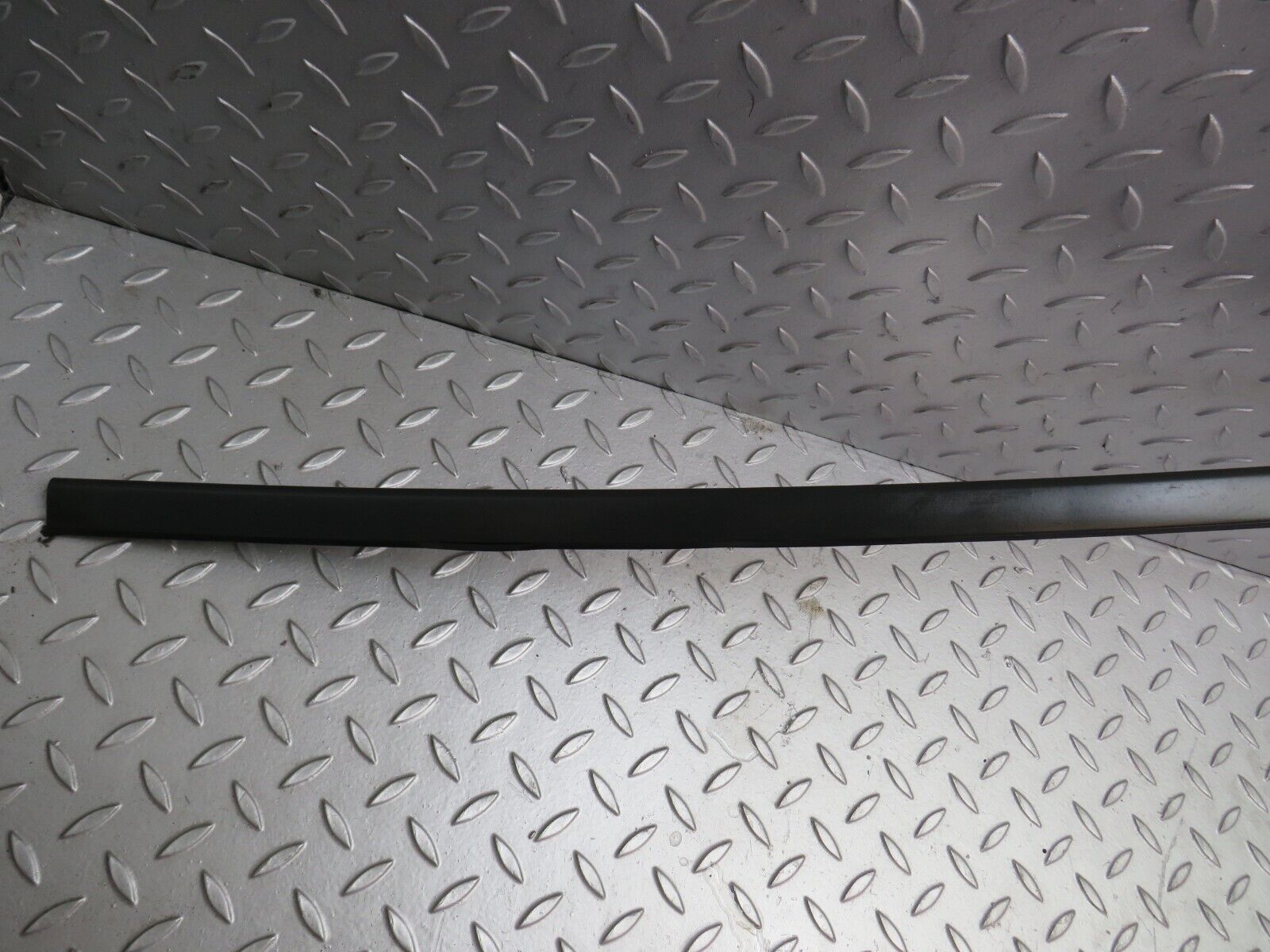 29216 Mercedes-Benz W124 230E Roof Chrome Trim Left Side 1246900397