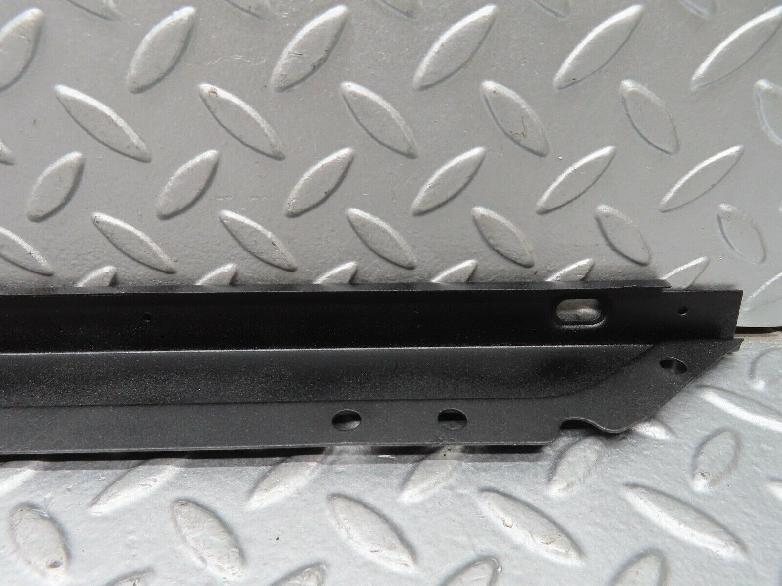 18536 Mercedes-Benz W111 220SE Coupe Rear Window Channel Support