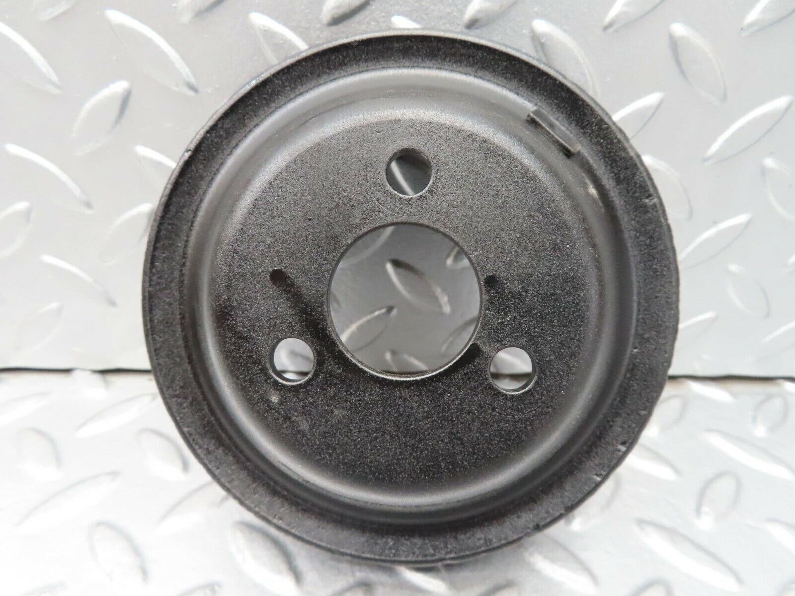 16465 Mercedes-Benz W124 260E Water Pump Pulley 1264600379