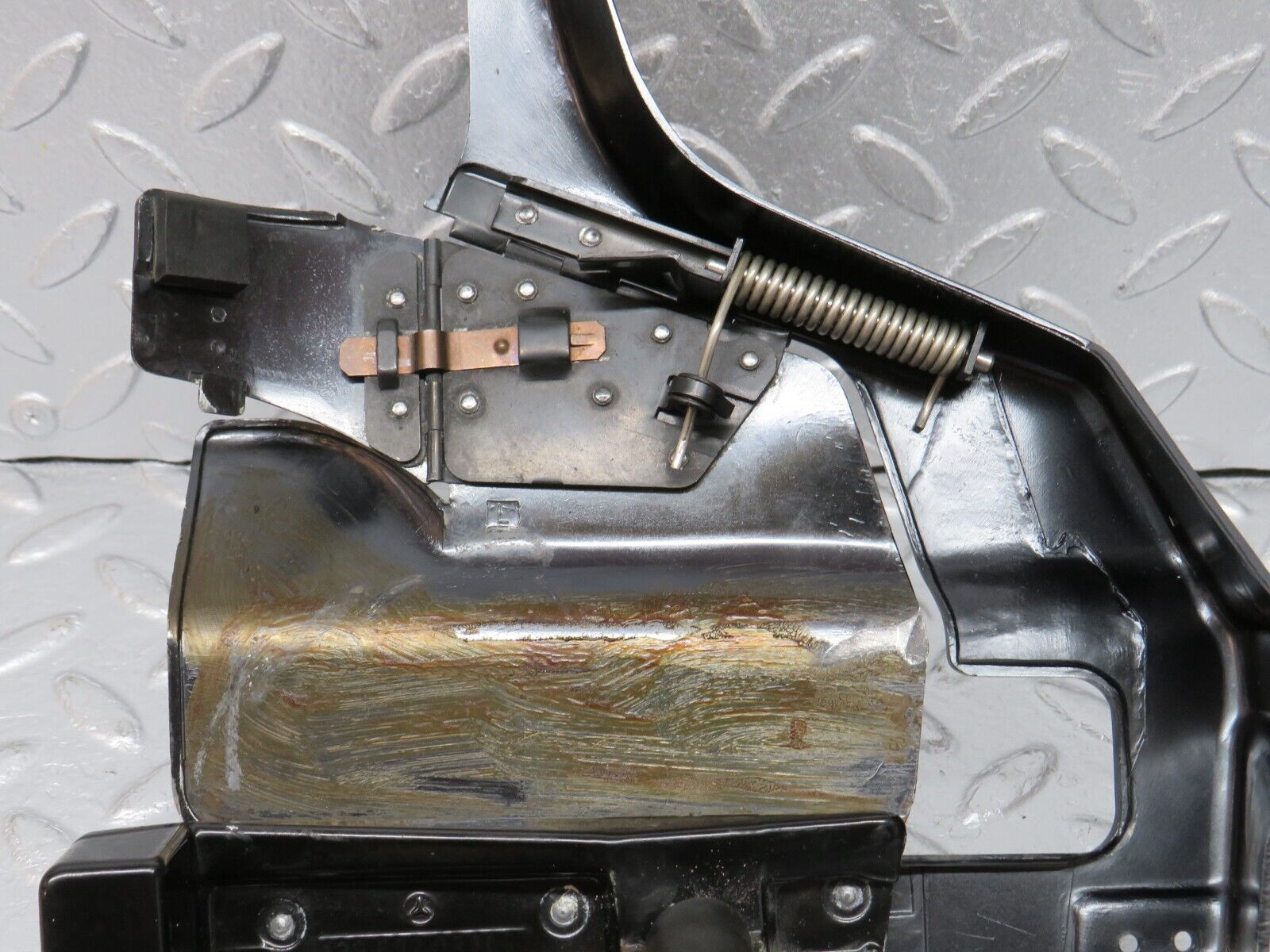 39403 Mercedes-Benz R129 320SL Coupe Roof Flap Cover Trim Left Side 1296930314