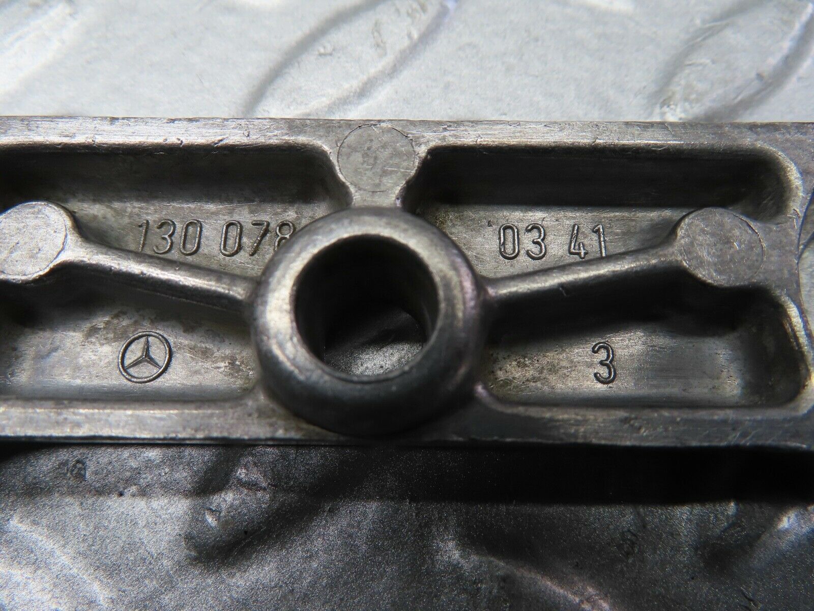 20366 Mercedes-Benz W114 280CE Coupe Fuel Injector Bracket 1300780341