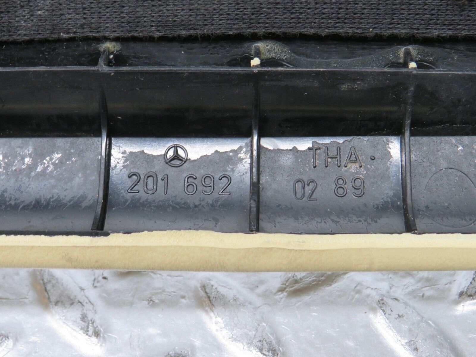 30600 Mercedes-Benz W201 190E 2.0L A Pillar Cover Right Side Beige 2016920289