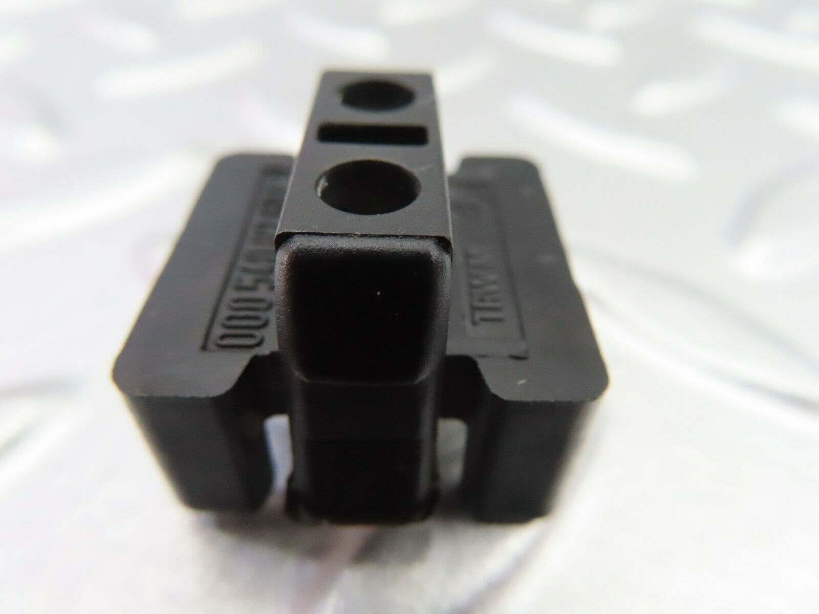 6514 Mercedes-Benz S124 E220 Wagon Wiring Cable Junction Box 0005400269