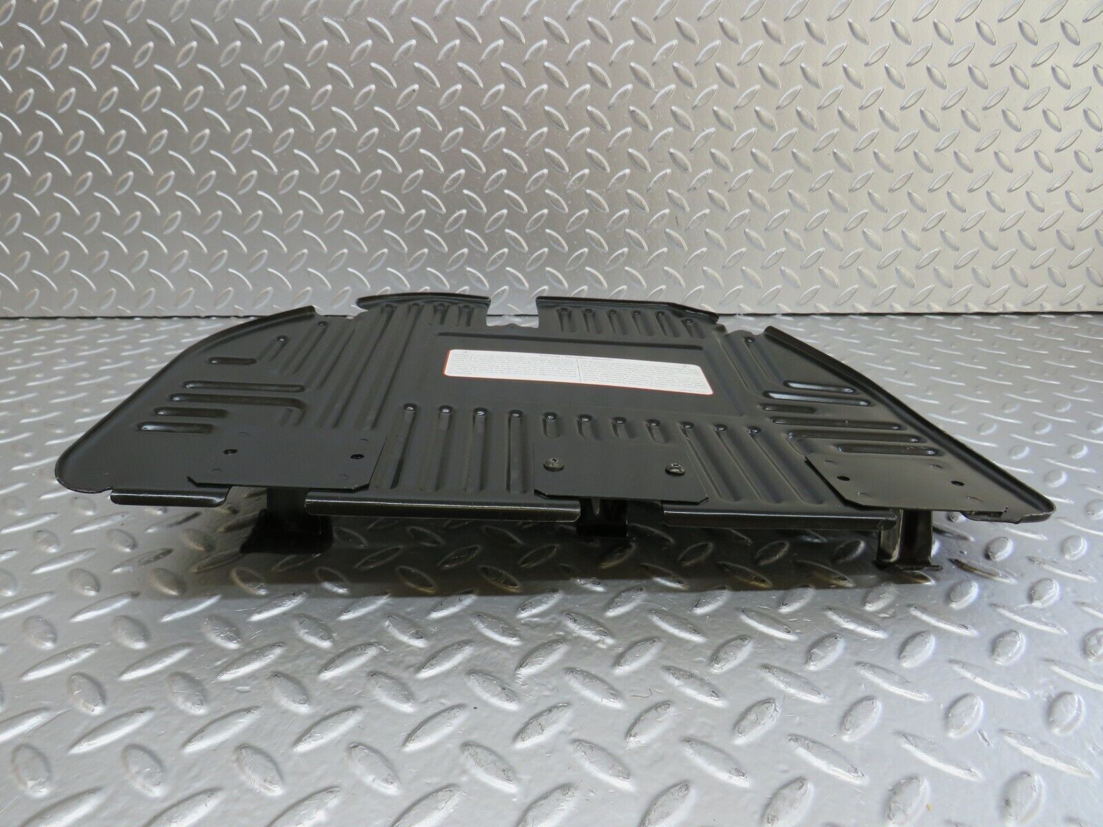 25745 Mercedes-Benz W124 280E Front Right Floor Relay Cover 2028171320