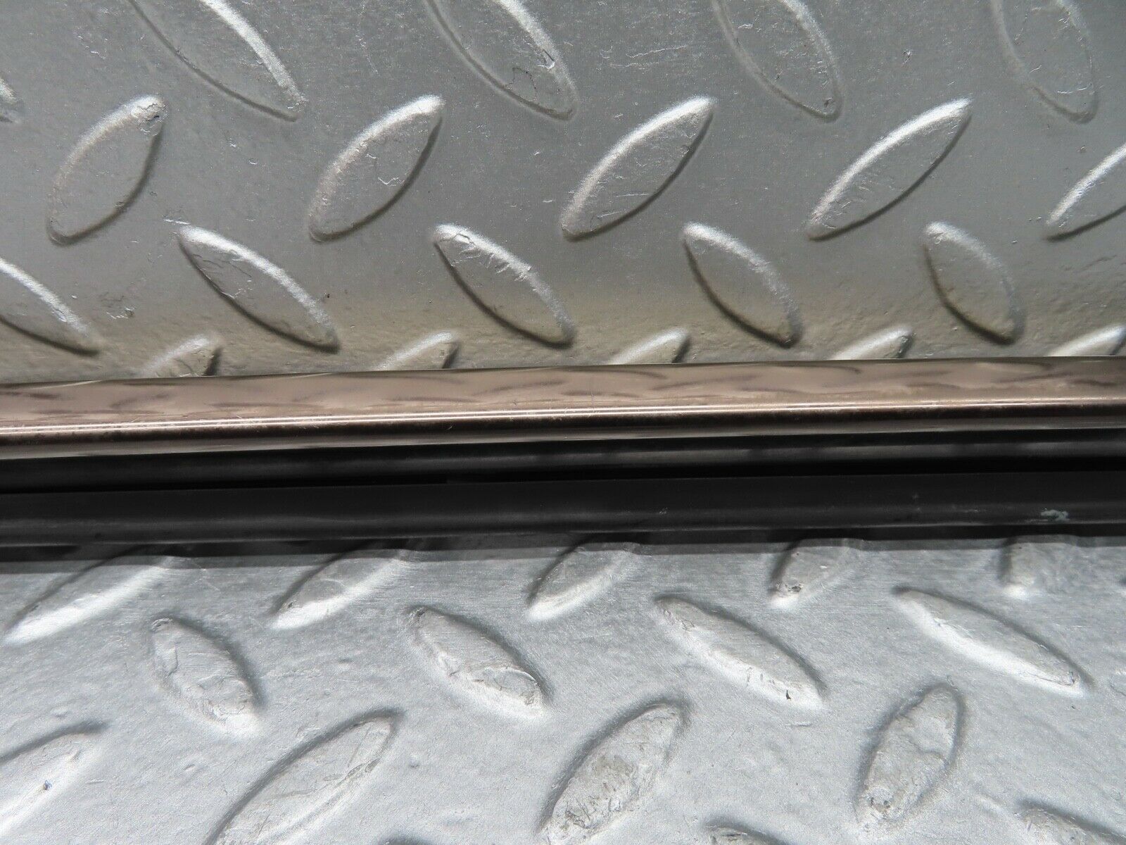 20163 Mercedes-Benz R129 300SL Coupe Trunk Chrome Strip Trim