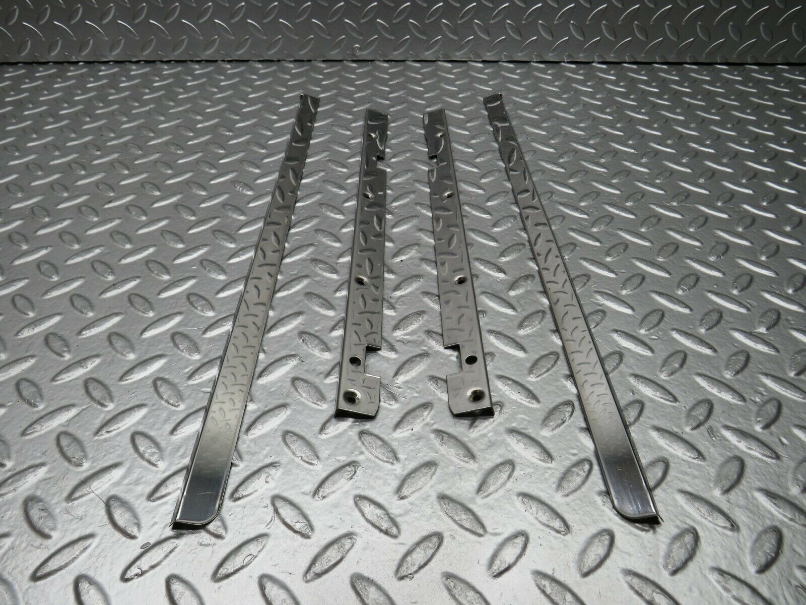 22401 Mercedes-Benz C124 E220 Coupe Sunroof Chrome Trim Set