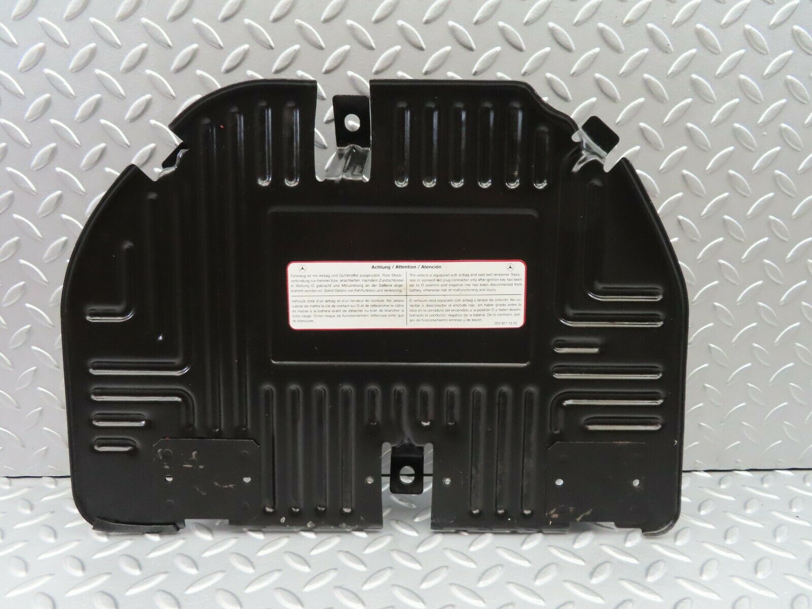 6596 Mercedes-Benz S124 E220 Wagon Front Right Floor Relay Cover 2028171320