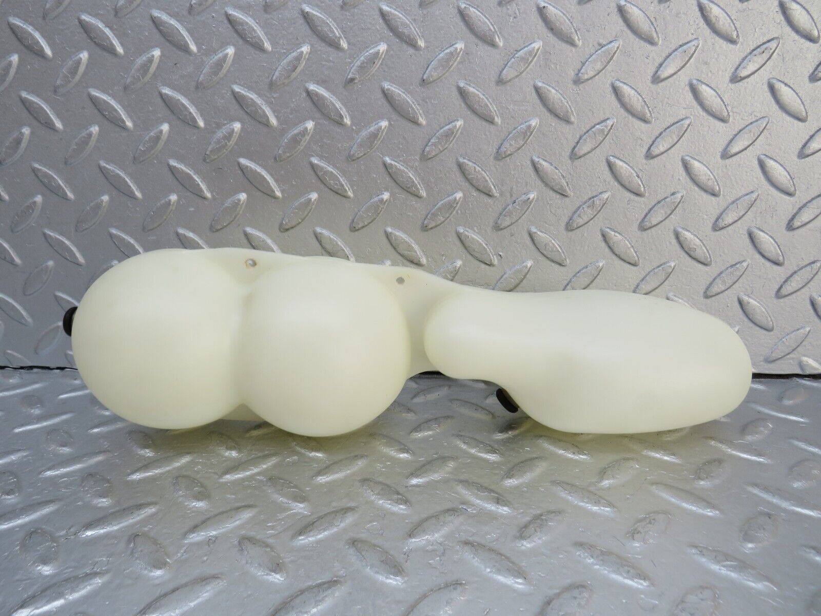 37006 Mercedes-Benz C126 420SEC Coupe Vacuum Reservoir Tank