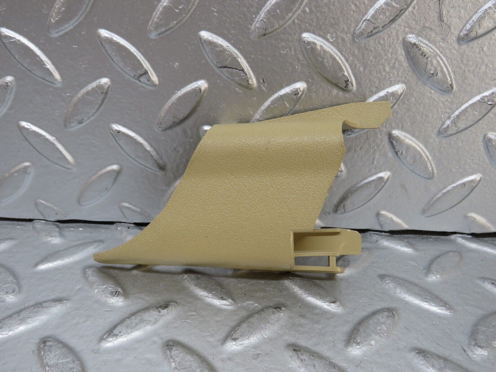 26705 Mercedes-Benz C124 220CE Coupe Right Seat Trim Beige 1249183530