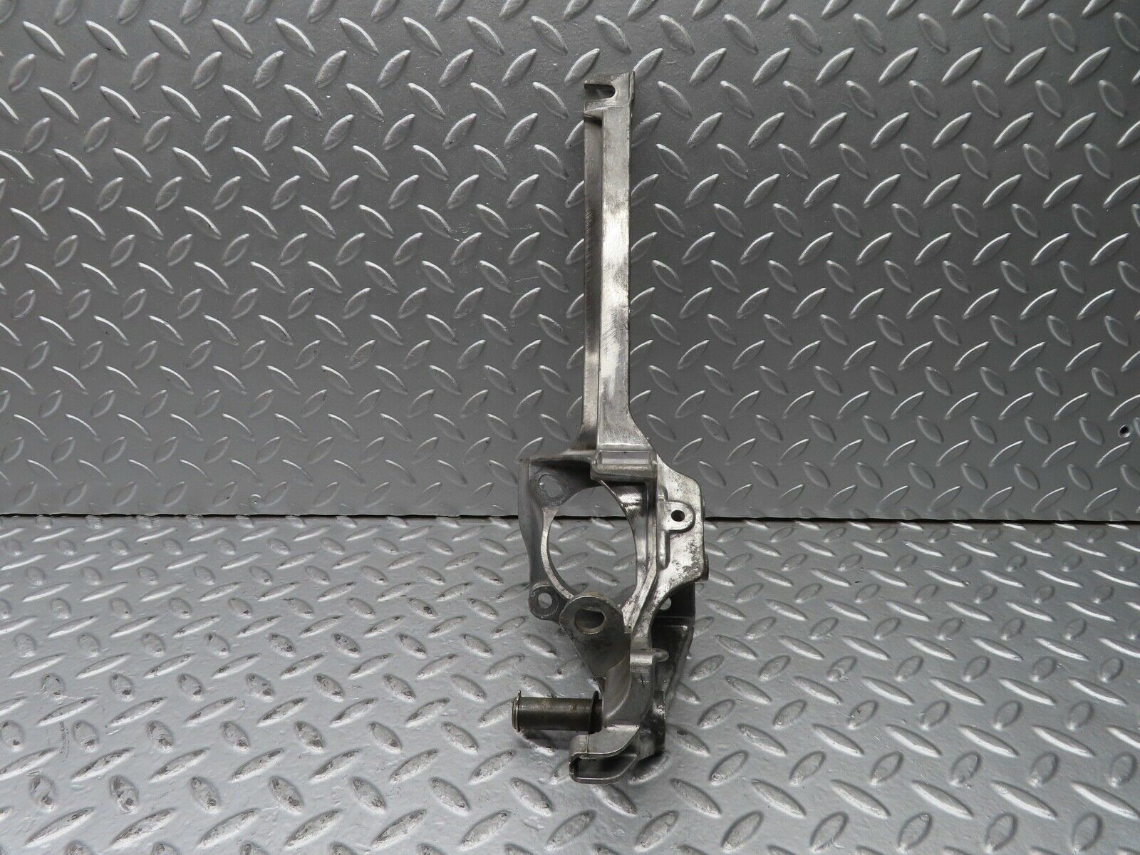 21683 Mercedes-Benz W126 300SE Brake Pedal Bracket 1262902419