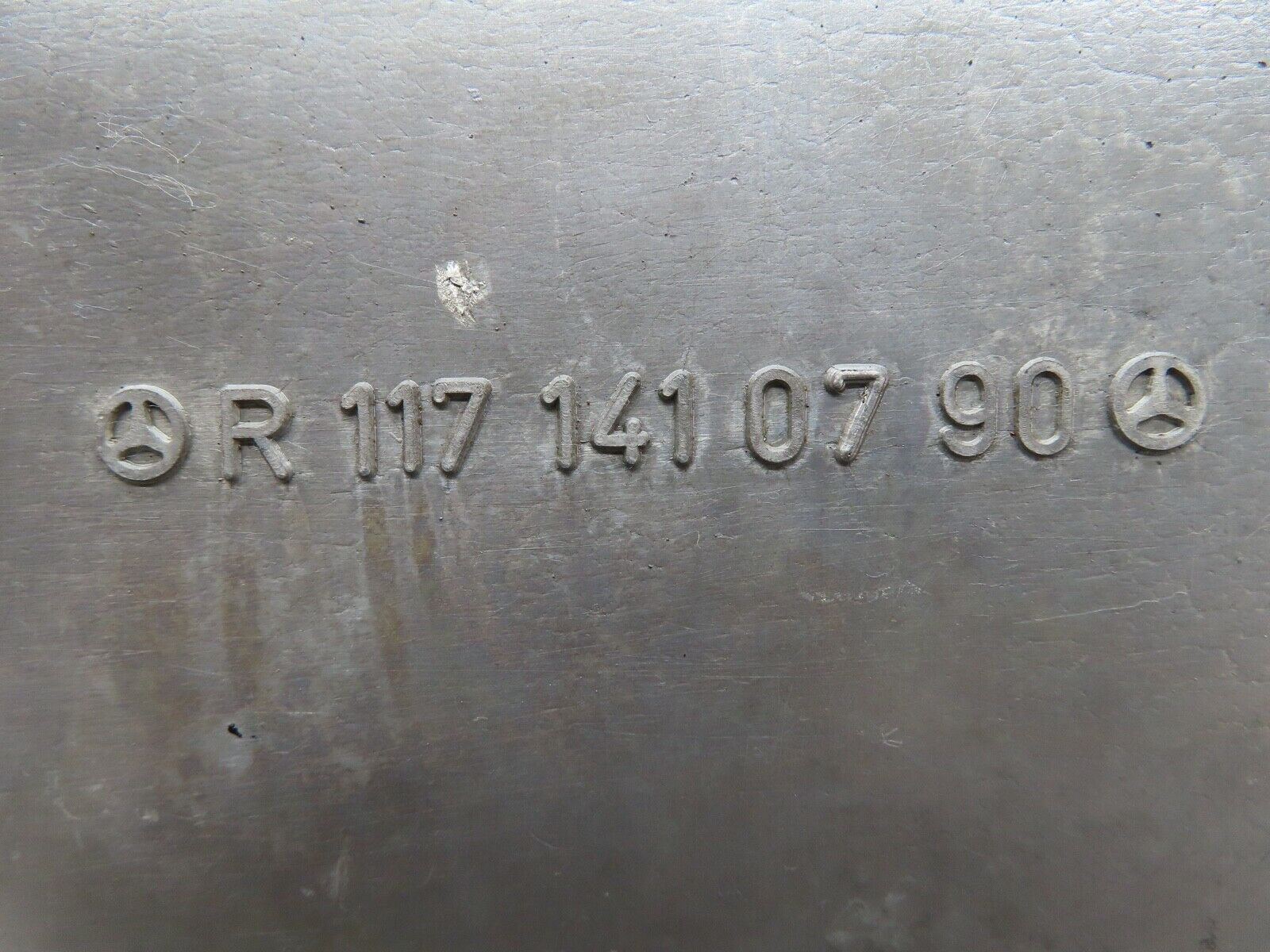 17709 Mercedes-Benz W116 450SEL  Air Flow Mass Meter Sensor Bosch 0438120062