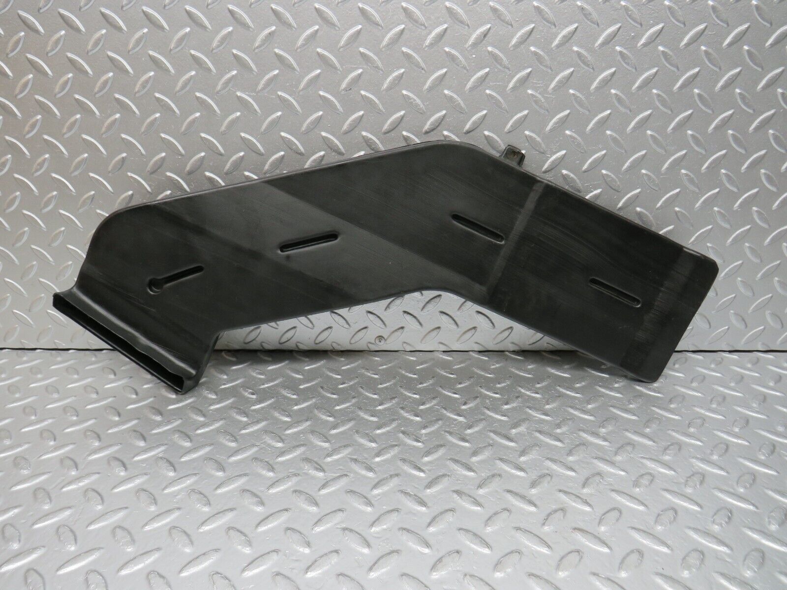 0697 Mercedes-Benz C107 350SLC Coupe Air Duct Vent Right Side 1078310446