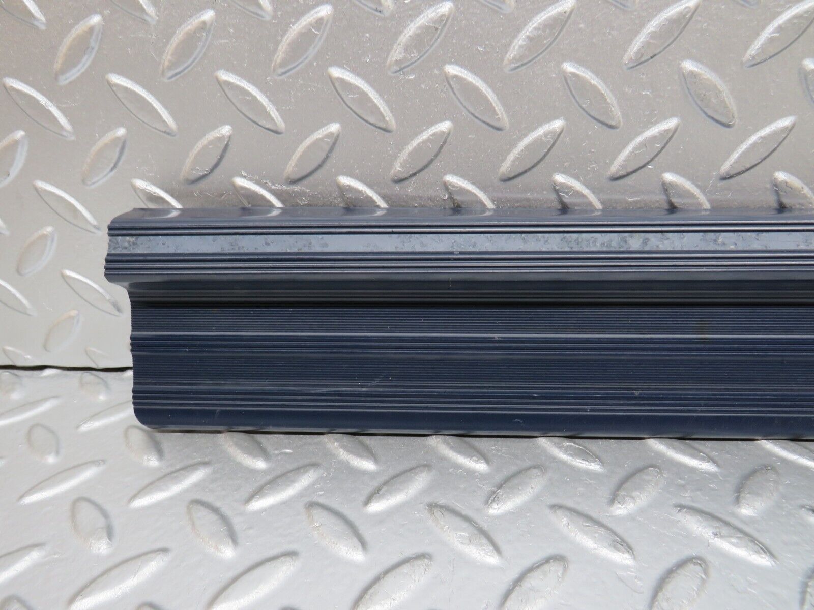 31958 Mercedes-Benz W123 230E Front Right Door Sill Trim Blue