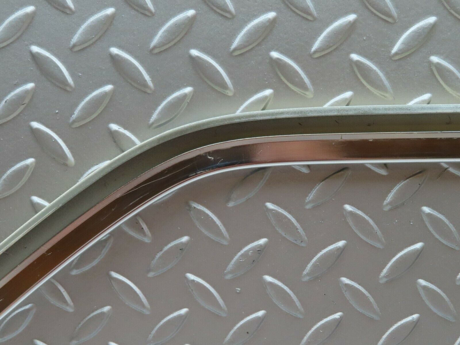 4025 Mercedes-Benz S123 200T Wagon Window Frame Rear Left