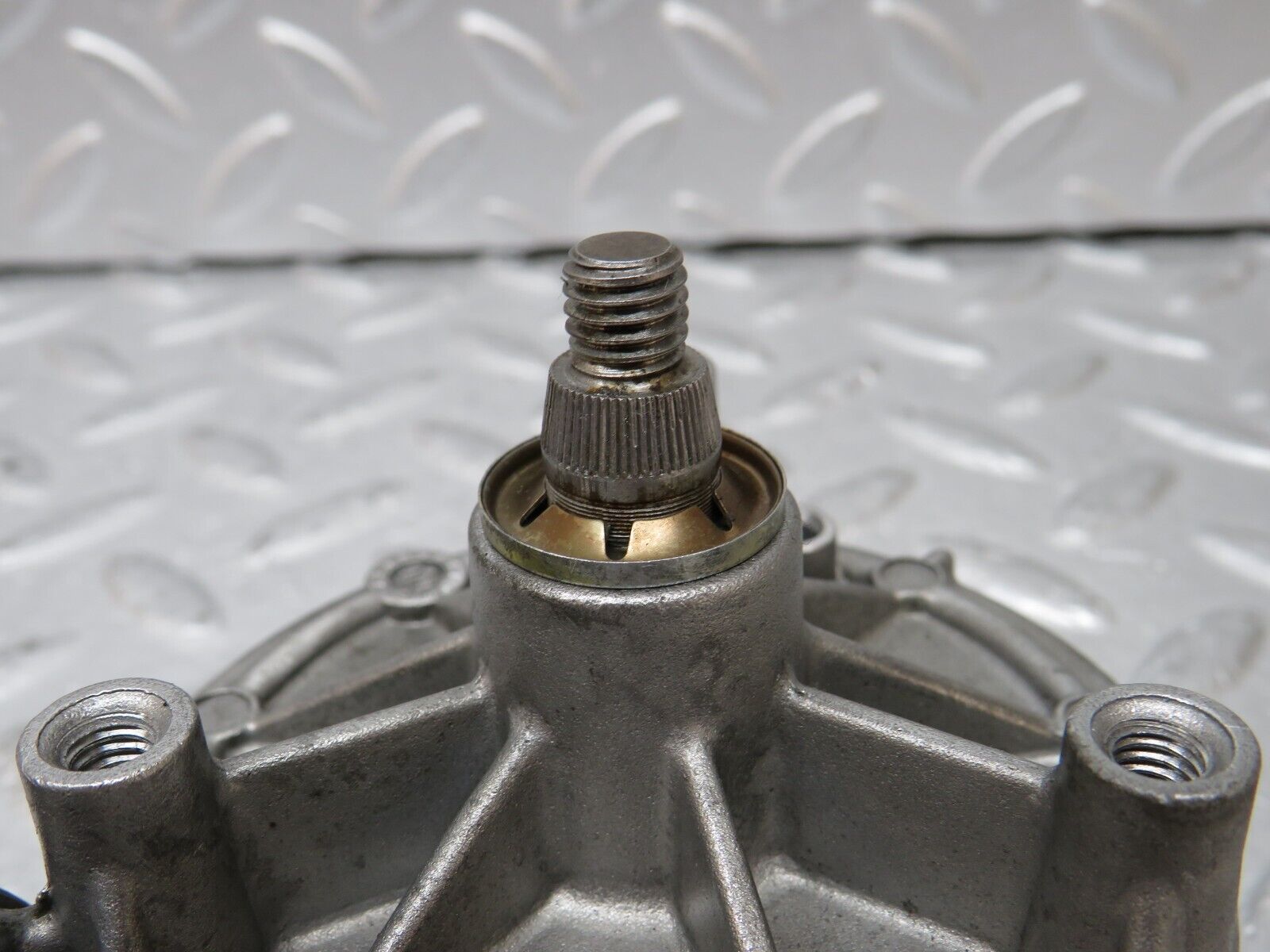 34774 Mercedes-Benz W210 320E Wiper Motor Bosch 0390241429